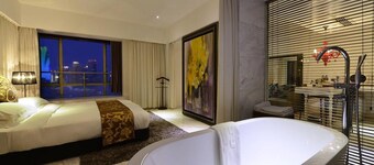 Kingtown Hotel Hongqiao