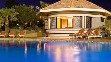 Bar (en la propiedad)