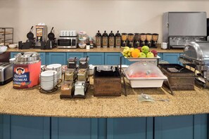 Free daily on-the-go breakfast - Country Inn & Suites by Radisson, Baltimore North, MD (Rosedale)