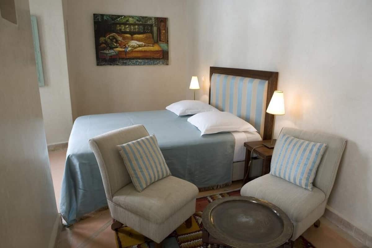 Premium bedding, Select Comfort beds, in-room safe, soundproofing