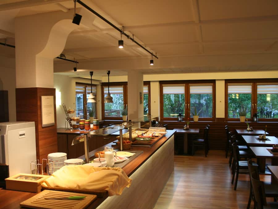 Dagelijks ontbijtbuffet (EUR 10 per persoon)