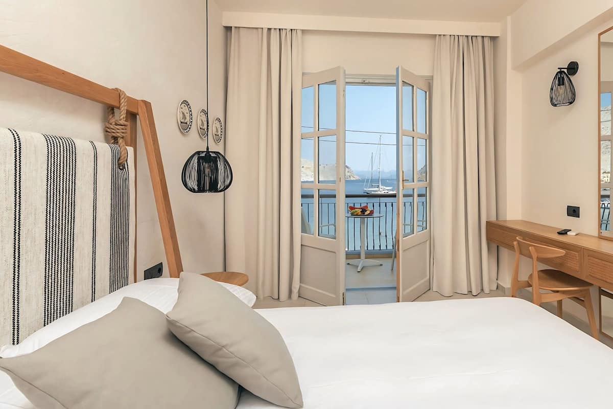 Superior Double Room, Sea View | Individually decorated, free WiFi, bed sheets