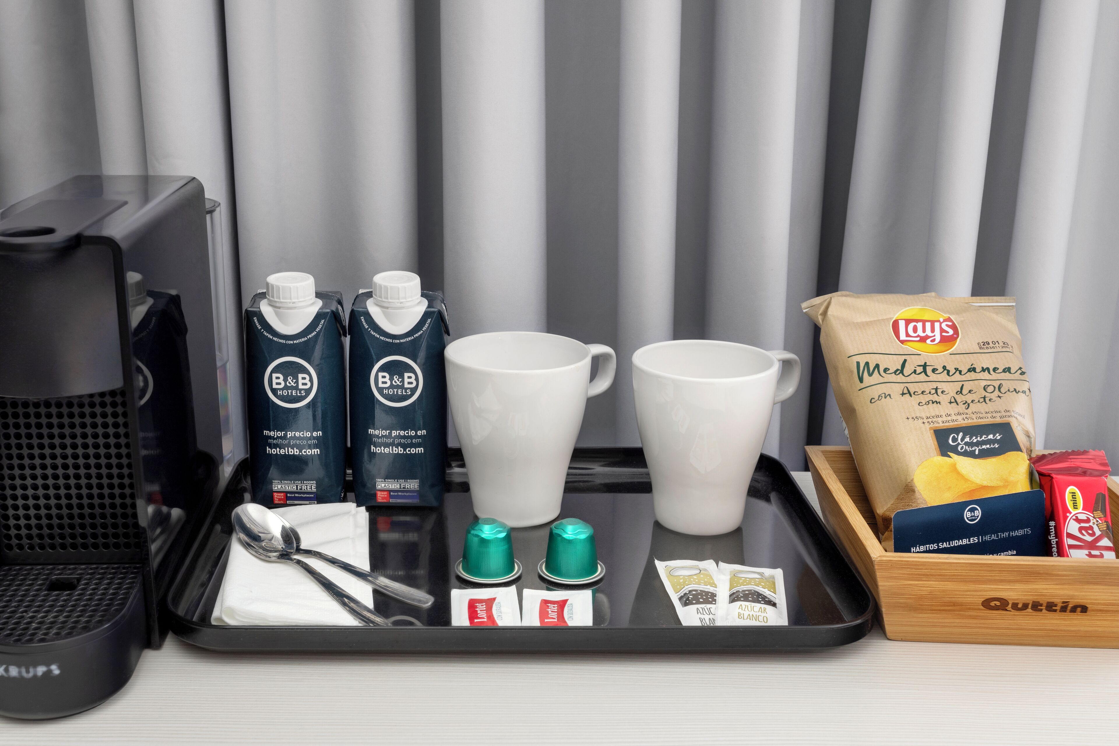 Superior Double Room | Desk, iron/ironing board, free WiFi