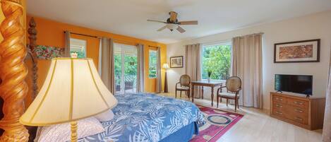 Room (Rainforest) | Individually decorated, individually furnished, desk, laptop workspace