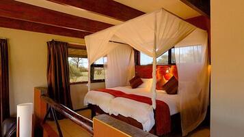 Free rollaway beds, free WiFi, bed sheets