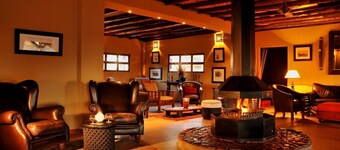 Zebra Kalahari Lodge