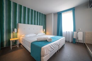 Junior Suite (Top Floor) | Down comforters, minibar, in-room safe, desk