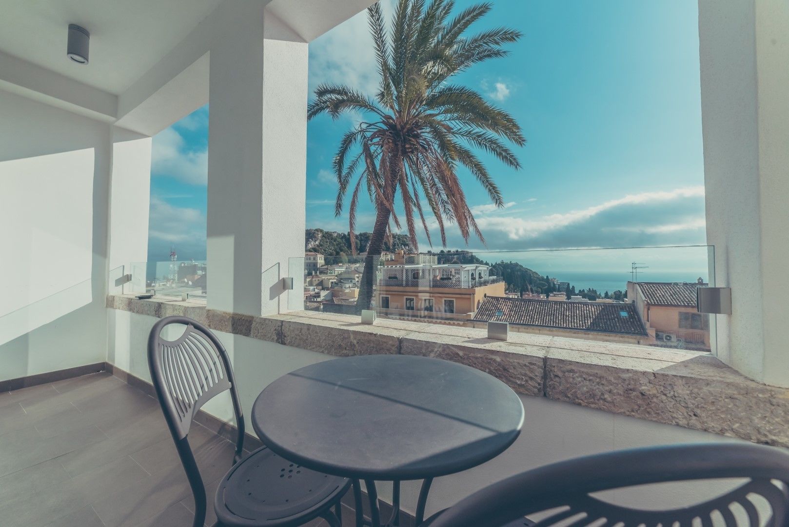 deluxe double room, balcony | balcony