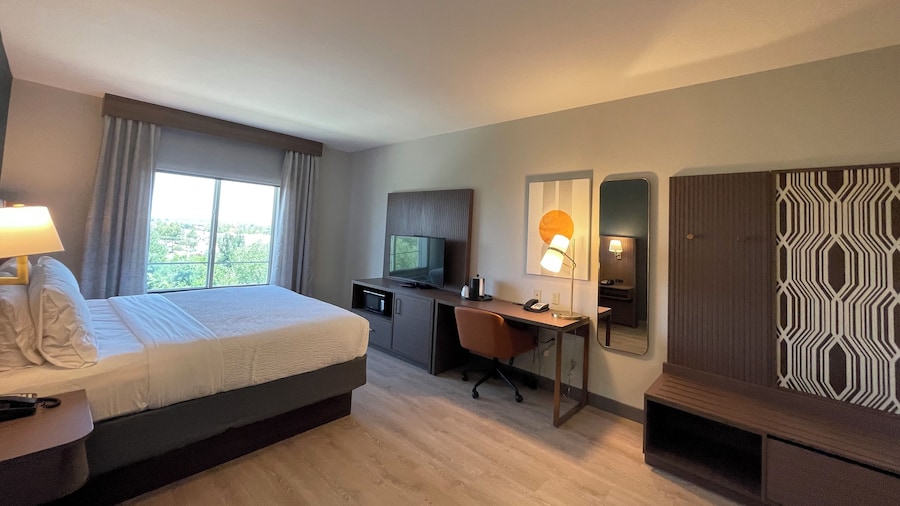 Holiday Inn Oklahoma City Airport by IHG