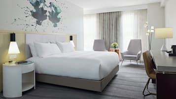 Premium bedding, in-room safe, desk, laptop workspace