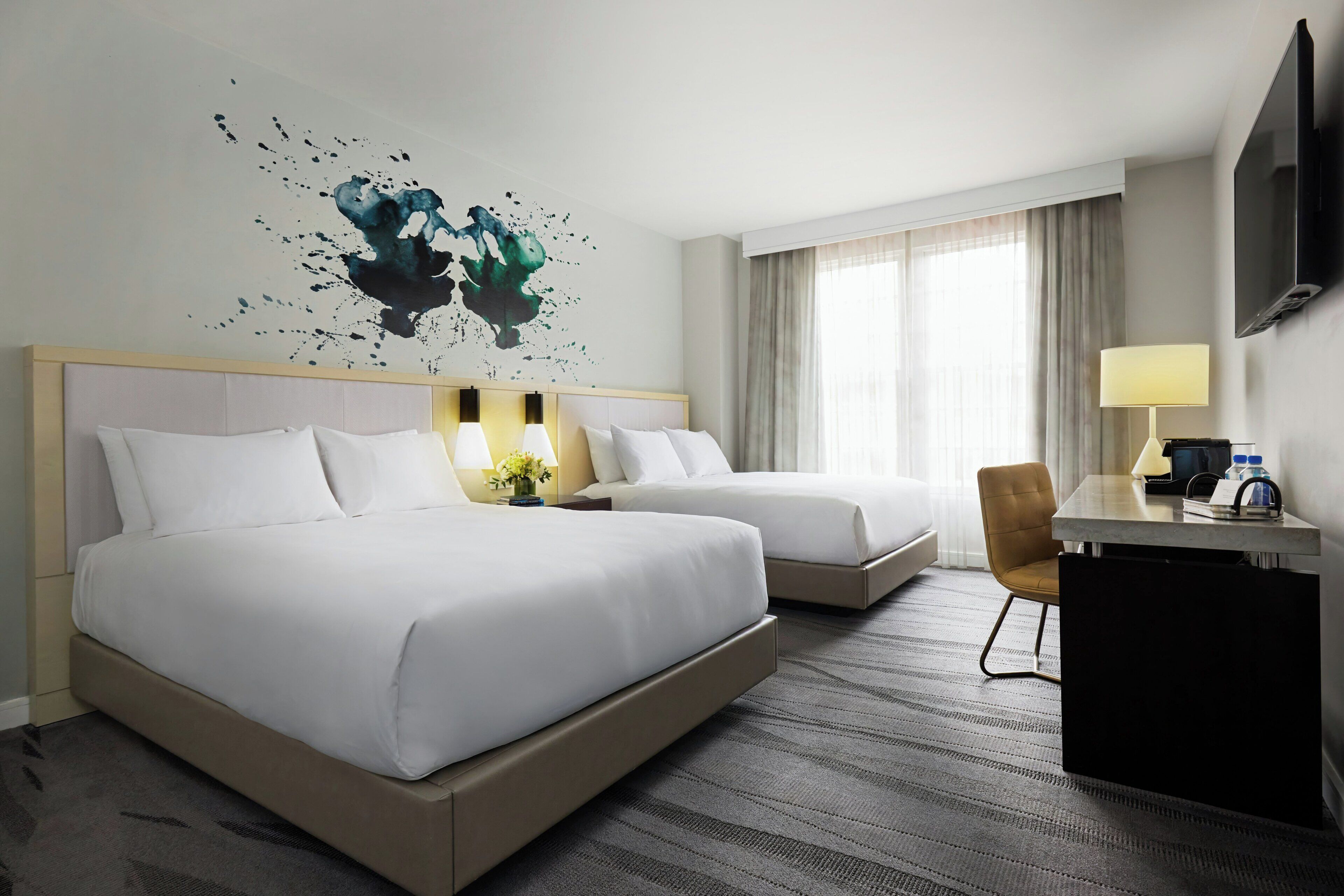 Premium bedding, in-room safe, desk, laptop workspace