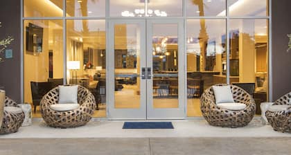 DoubleTree by Hilton San Antonio Northwest