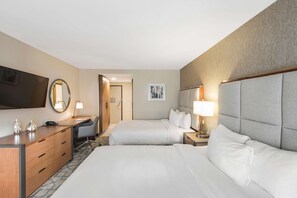 Premium bedding, in-room safe, desk, laptop workspace - DoubleTree by Hilton San Antonio Northwest (San Antonio)