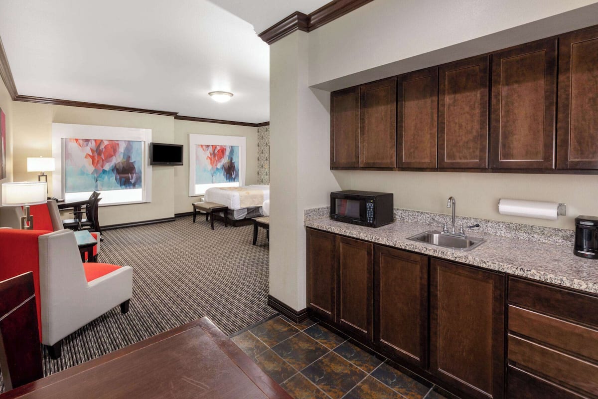 Room, Multiple Beds, Non Smoking | Pillowtop beds, in-room safe, desk, blackout drapes