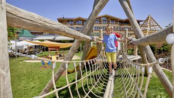 Children's play area - outdoor