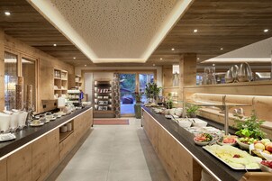 Colazione a buffet inclusa, servita tutte le mattine 