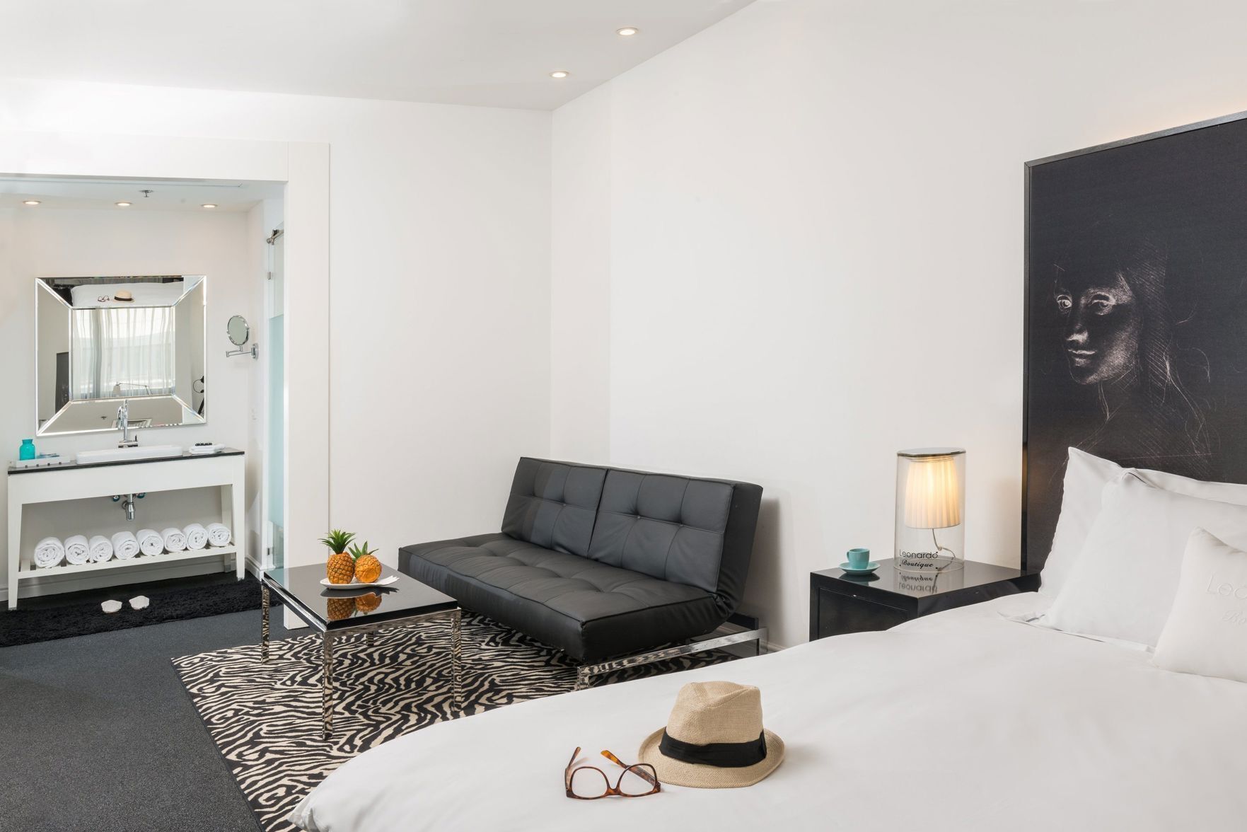 Premium bedding, minibar, in-room safe, desk