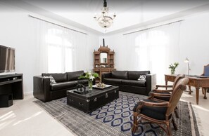 LED TV, DVD player - La Mision Hotel Boutique (Asunción)