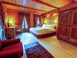 Romantic Double Room | Premium bedding, down comforters, Select Comfort beds, minibar