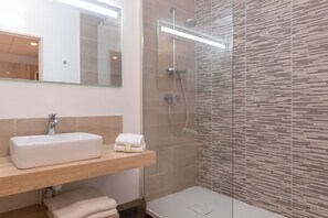 Bathroom - Hotel L'Empreinte (Cagnes-sur-Mer)