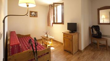Appartement 1 pièce 4 personnes 1 bébé | 2 kamar tidur, setrika/meja setrika, dan seprai linen