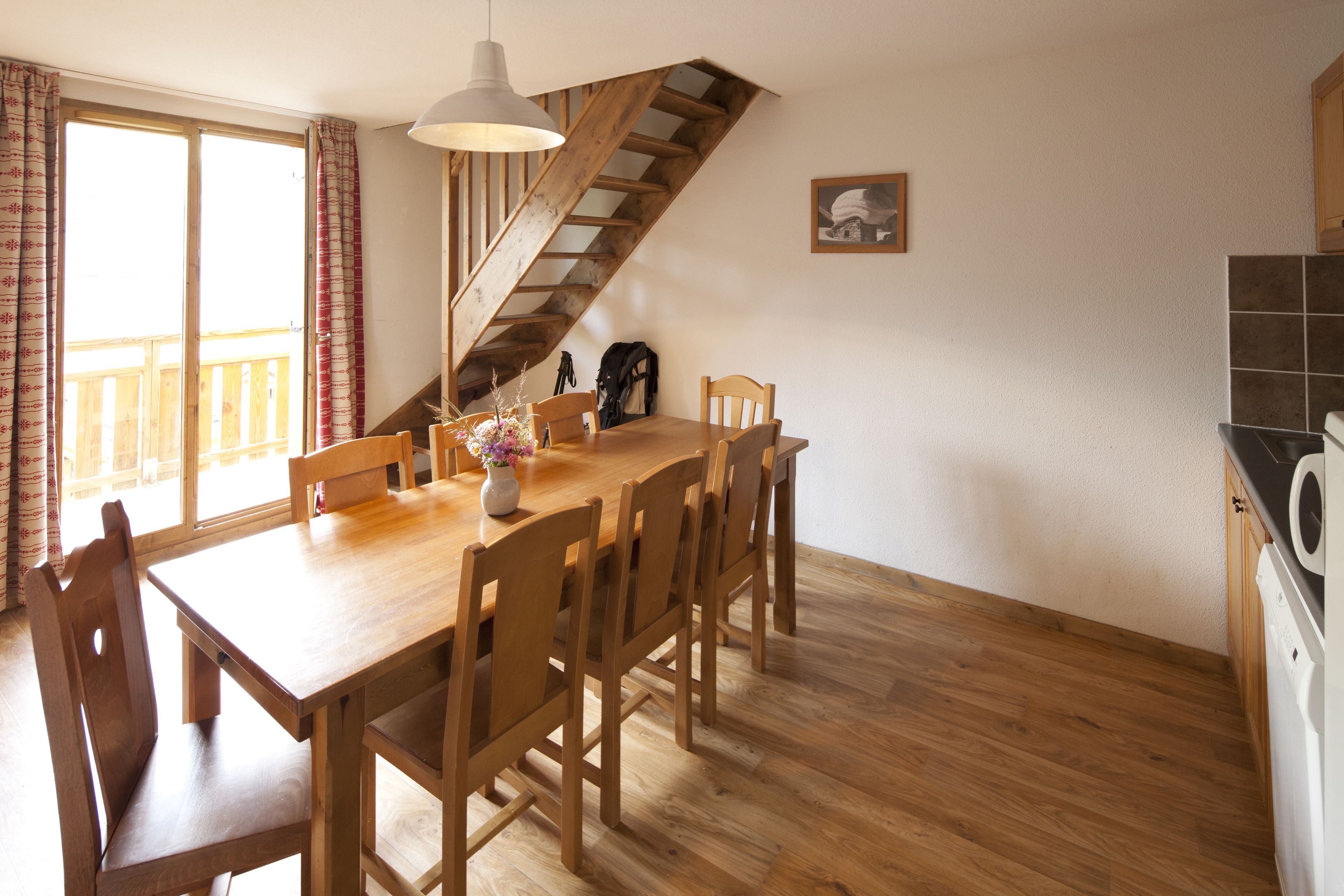 Appartement 3 pièces 10 personnes 1 bébé | Setrika/meja setrika dan seprai linen