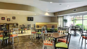 Desayuno buffet incluido