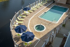Piscina all'aperto