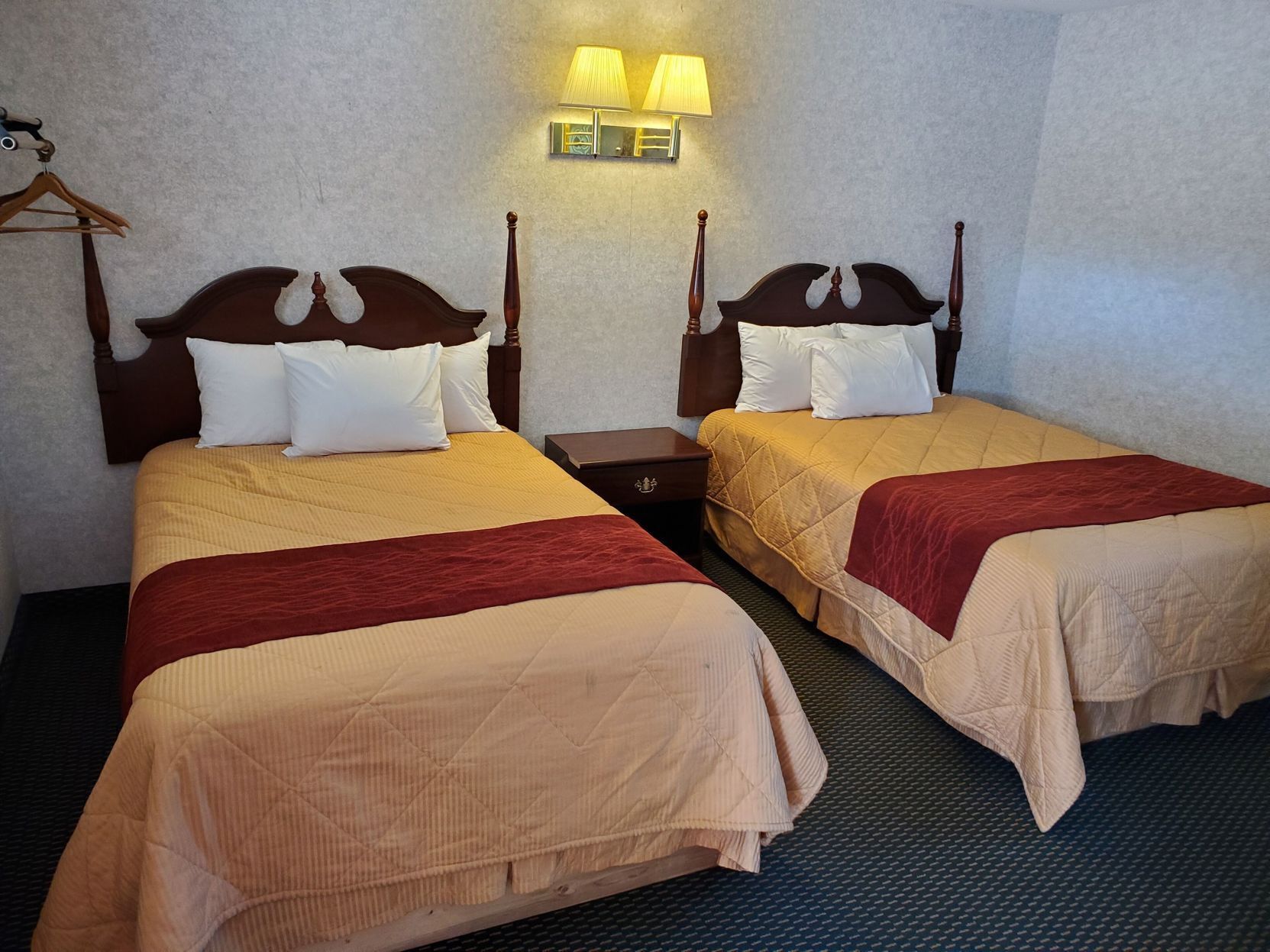 Desk, free WiFi, bed sheets