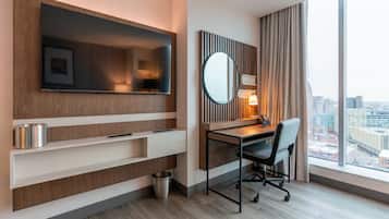 Literie de qualité supérieure, coffres-forts dans les chambres, bureau