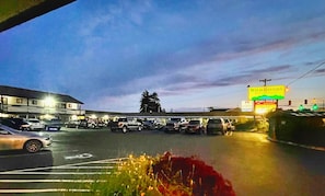 Exterior - Wild Rivers Motor Lodge (Brookings)