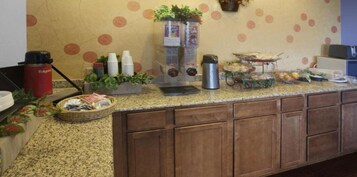 Desayuno continental incluido todos los días 