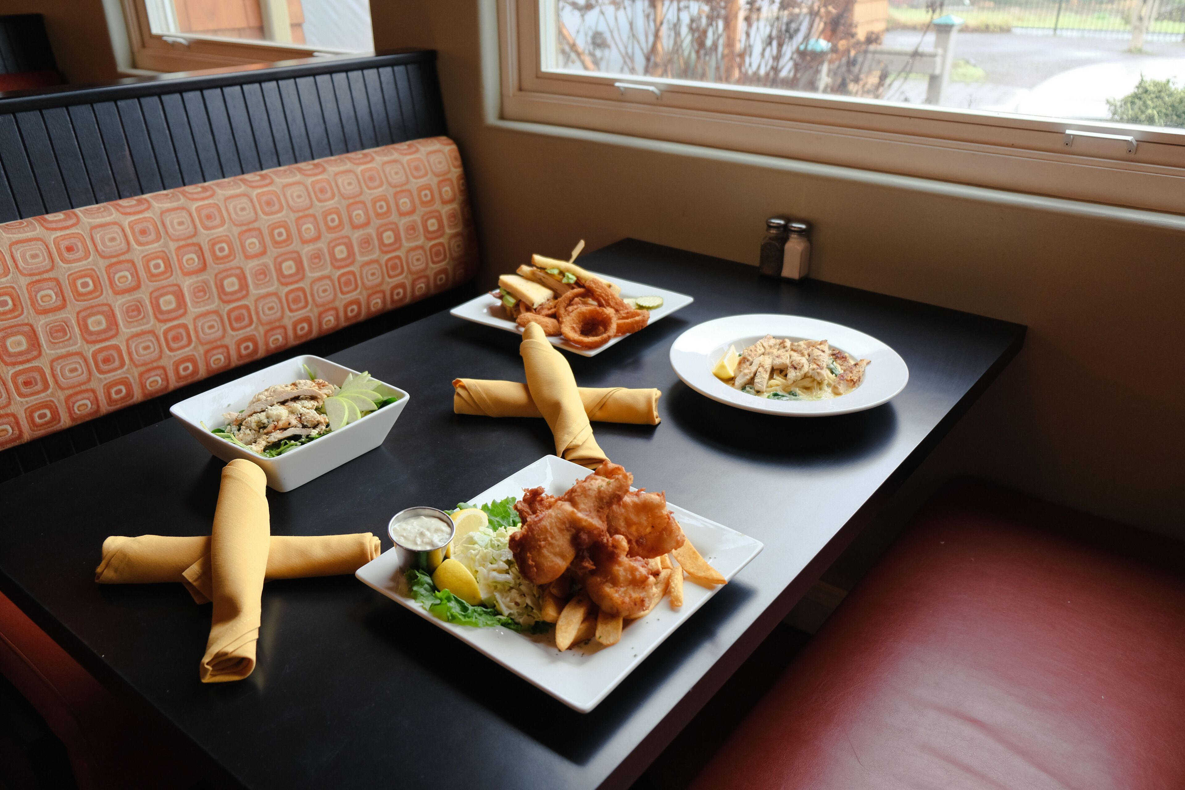 breakfast, lunch, dinner served; garden views