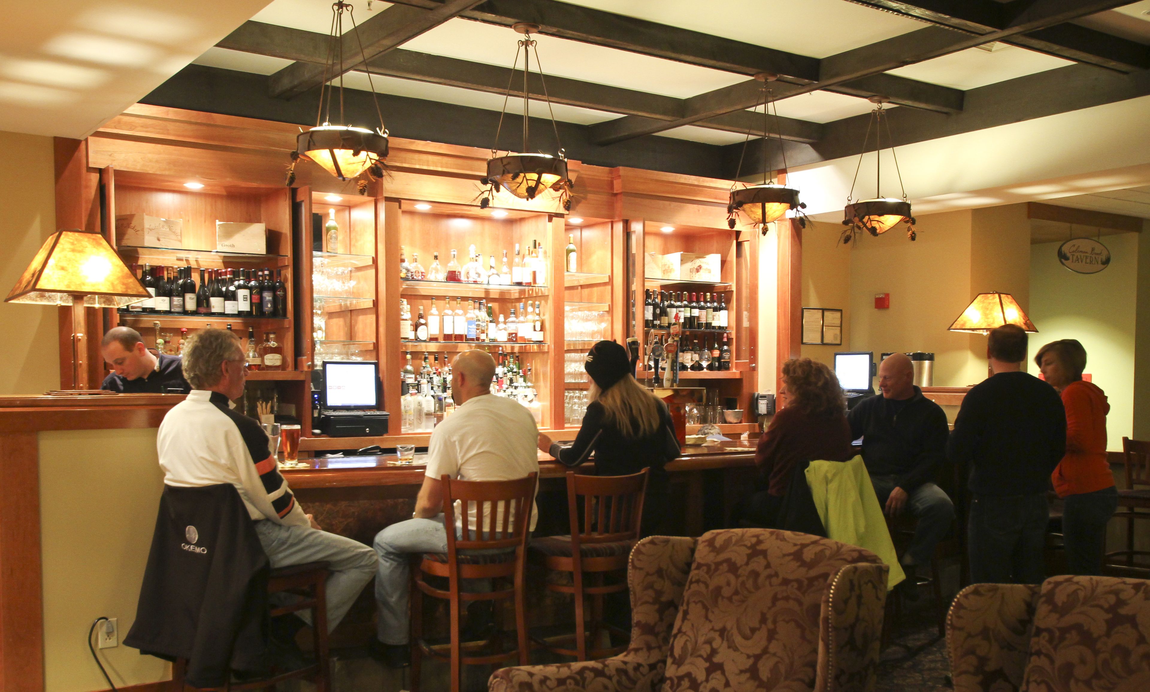 Bar (en la propiedad)