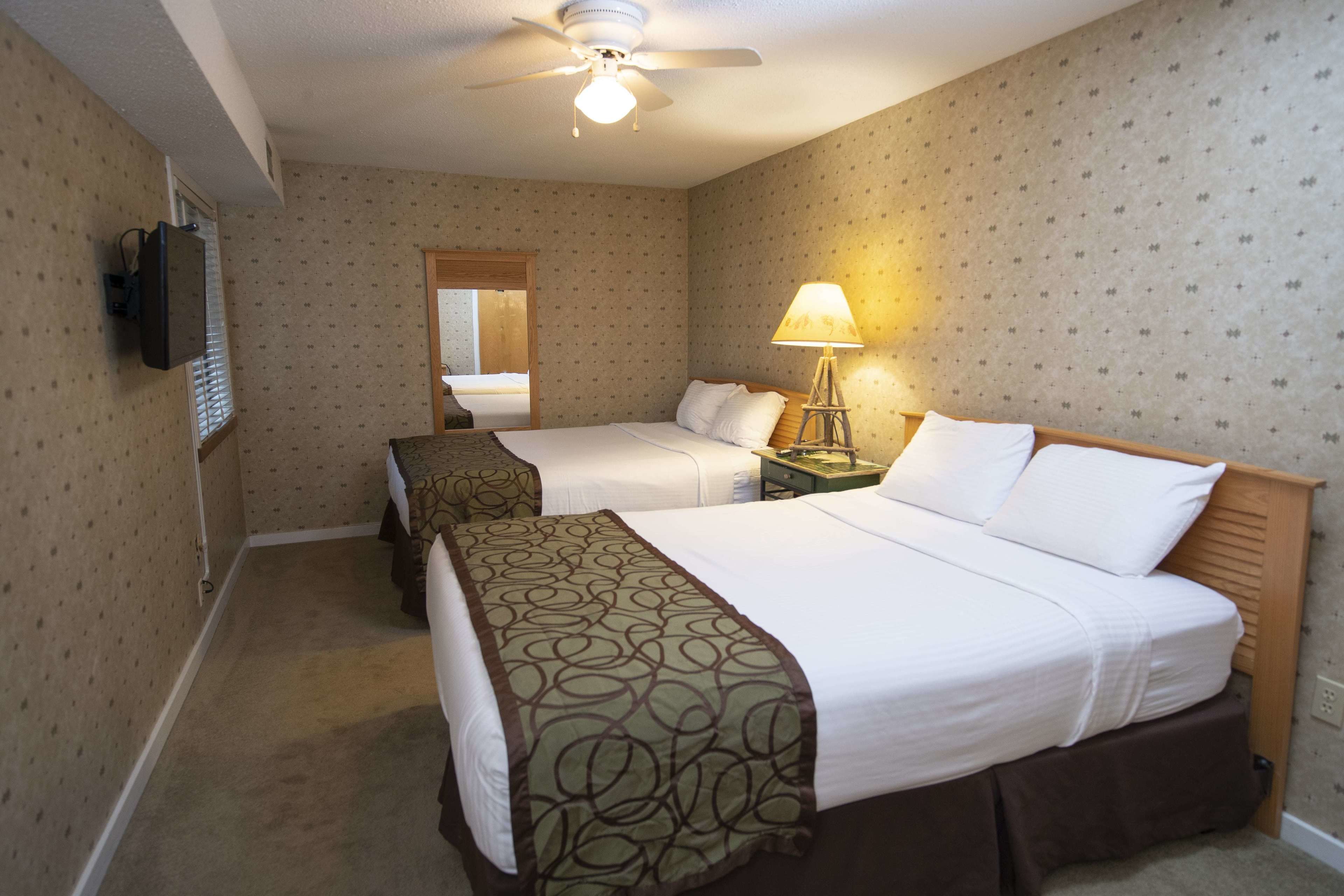 Room, 1 Bedroom (1st Floor A/B) | 1 bedroom, premium bedding, individually decorated