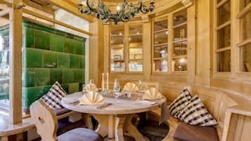 Lunch and dinner served, Regional cuisine