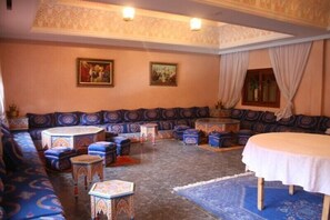 Lobby sitting area - Hôtel Farah Al Janoub (Ouarzazate)