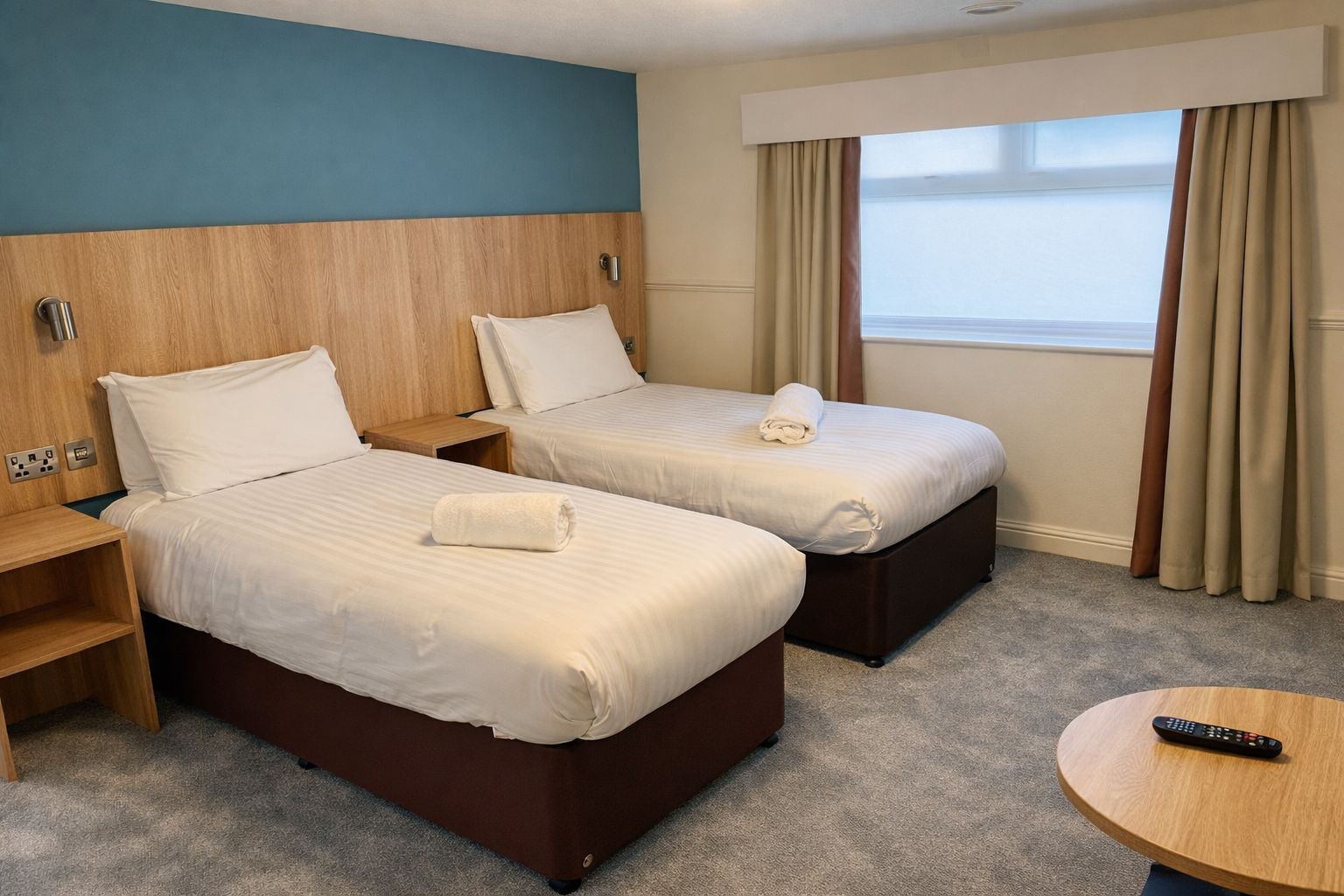 Desk, free WiFi, bed sheets