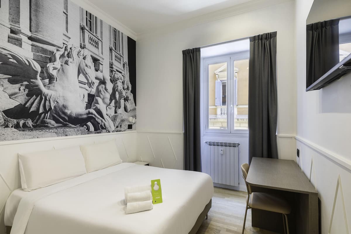 Kahden hengen standard-huone, tupakointi kielletty | Select Comfort -patjalliset sängyt, tallelokero huoneessa, työpöytä