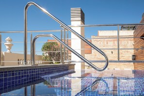 Pool - Ciutat Vella (Barcelona)