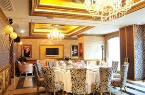 Dining - Shanghai Metro Park Hotel (Shanghai)
