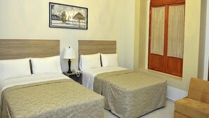 Deluxe Room, 2 Double Beds
