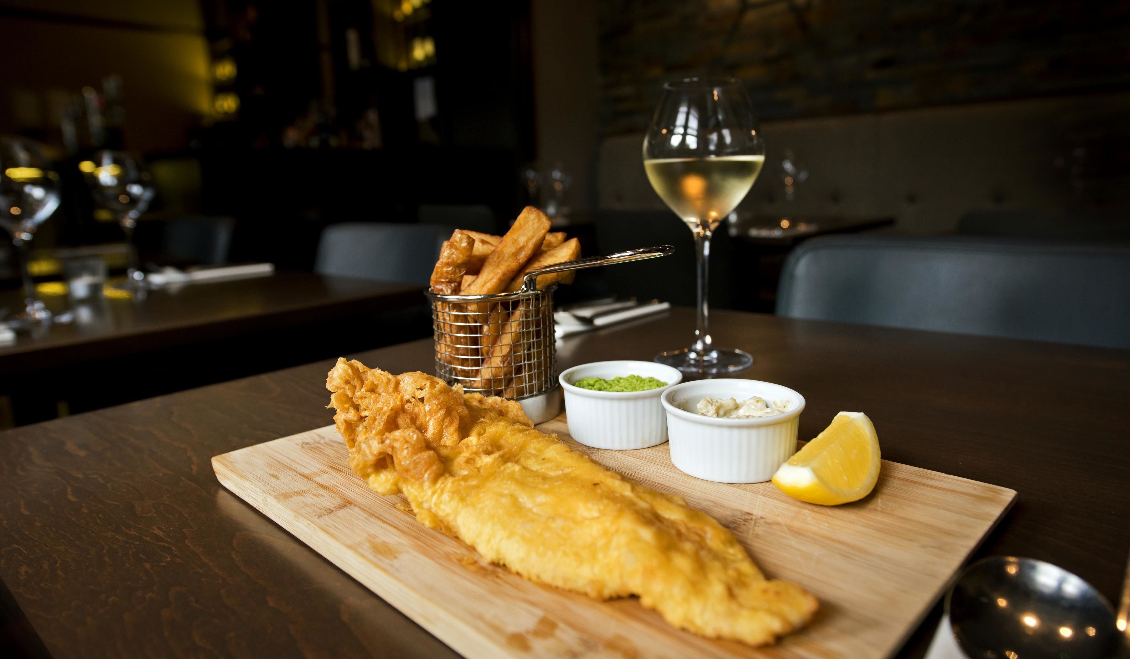 breakfast, lunch, dinner served; british cuisine, garden views