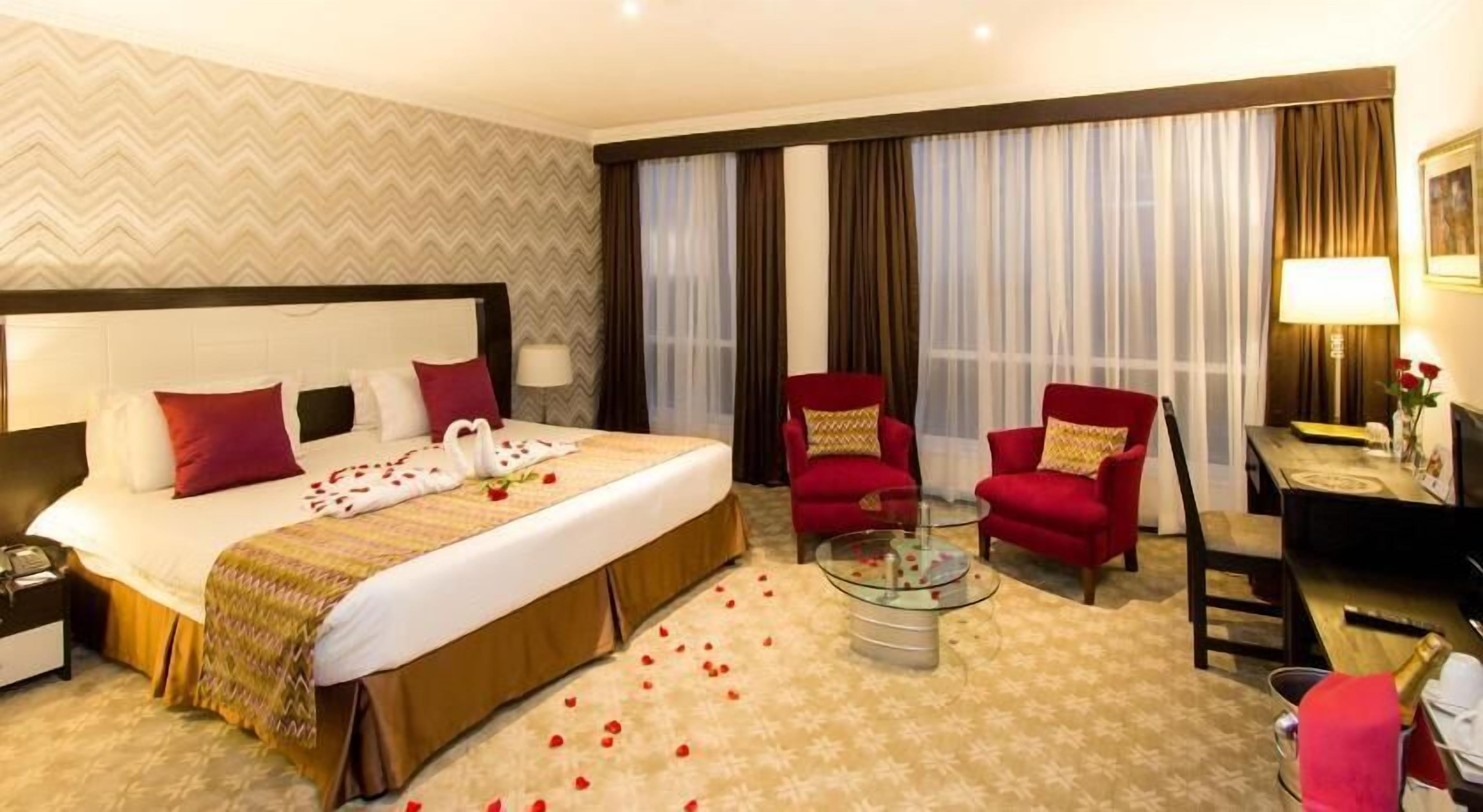 Premium bedding, minibar, in-room safe, desk