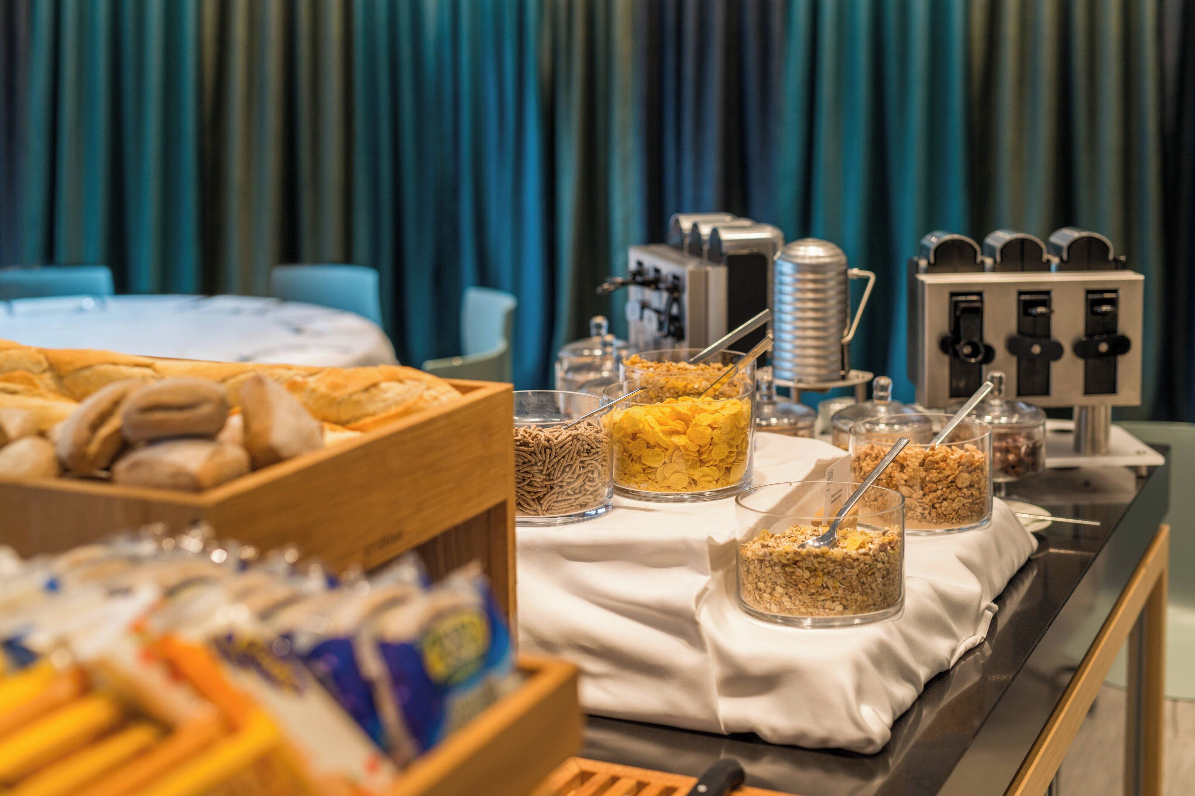 daily buffet breakfast (eur 21 per person)