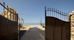 Private beach, sun loungers, beach umbrellas, beach towels