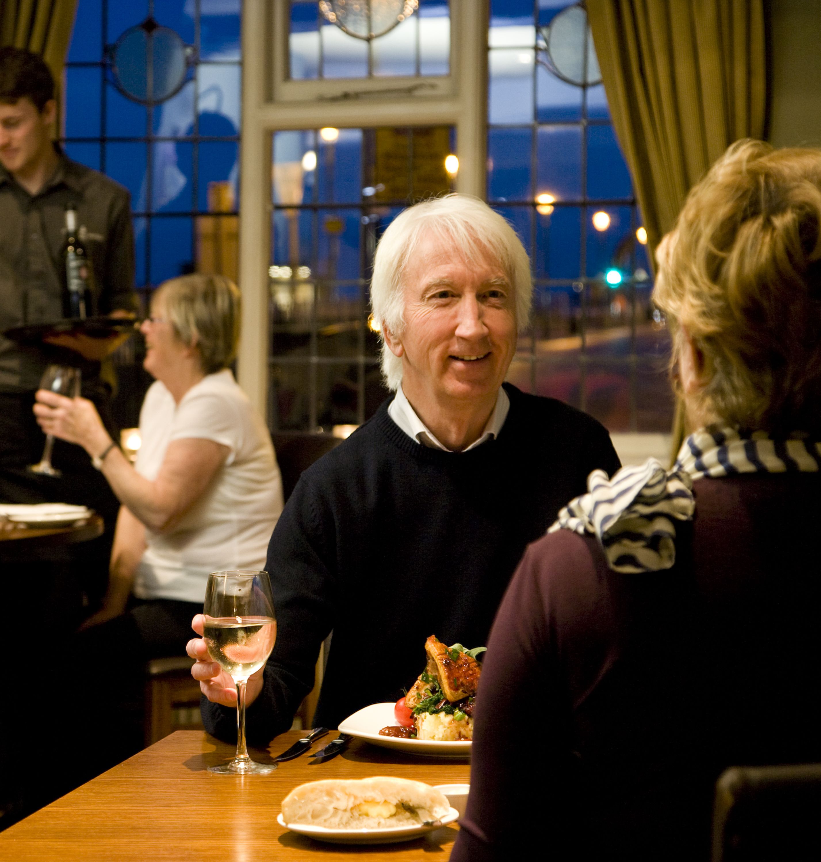 breakfast, lunch, dinner served; british cuisine