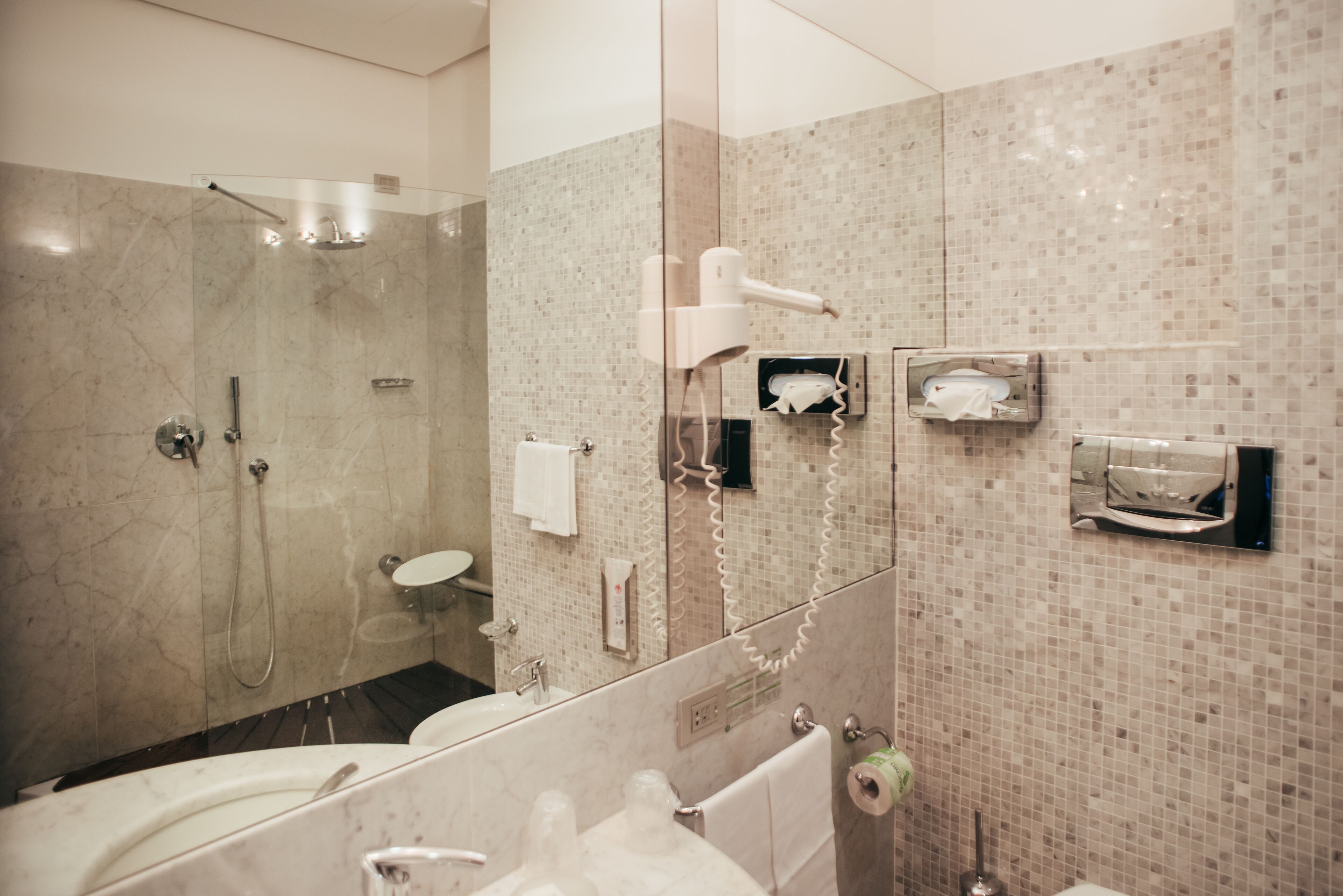 deep-soaking bathtub, free toiletries, hair dryer, bidet