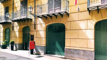 Facciata della struttura