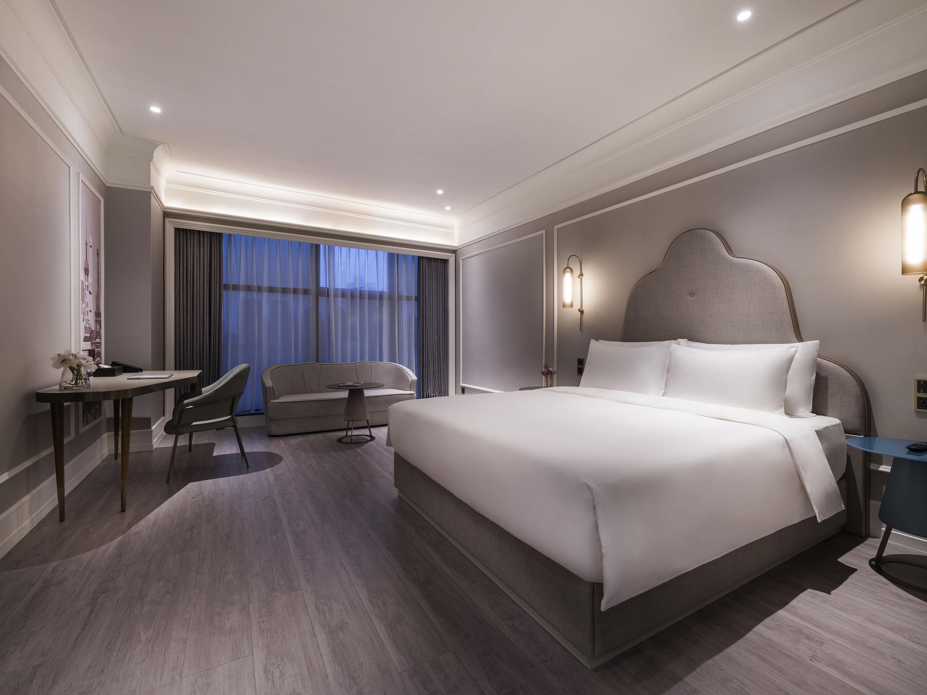 1 bedroom, premium bedding, down duvets, free minibar